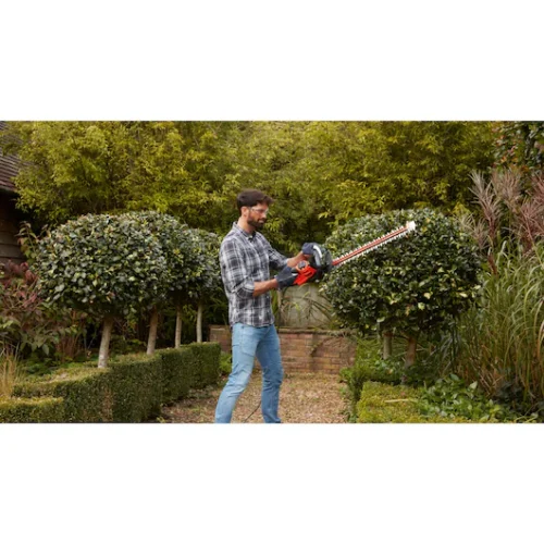 Cortasetos (560mm) 500W. Black + Decker BEHTS401