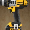 Kit de Taladro Percutor/Atornillador Inalámbrico de 1/2" (13mm) de 20V MAX. DeWalt DCD985L2-B2
