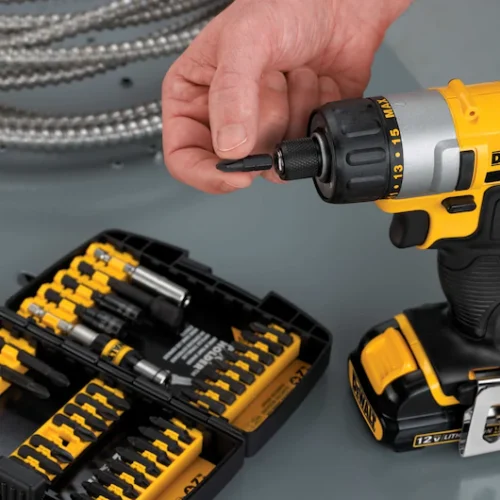 Atornillador compacto ION-LI 12v MAX. DeWalt DCF610S2