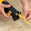 Sierra sable de 20V MAX * no incluye batería. DeWalt DCS380B