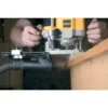 Rebajadora - fresadora 1100 Watts de velocidad variable electrónica de base regulable. DeWalt DW621