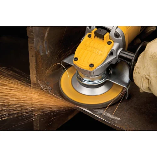 Amoladora Angular de 4-1/2" (115mm) 900W. DeWalt DWE4120