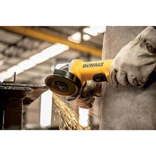 Amoladora Angular de 4-1/2" (115mm) - 5" (125mm) 1200W. DeWalt DWE4212