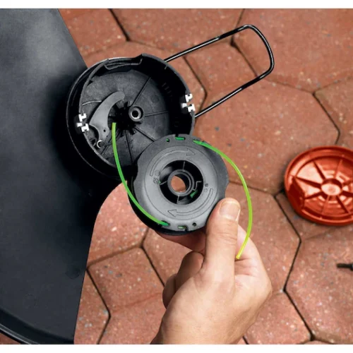 Bordeadora 35cm (14") de Ancho - 900W. Black + Decker GH1100