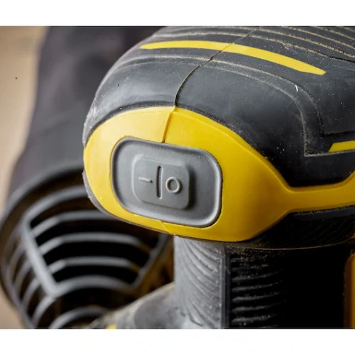 Lijadora roto orbital inalámbrica 20V. Sistema V20. Stanley SCS220-B2