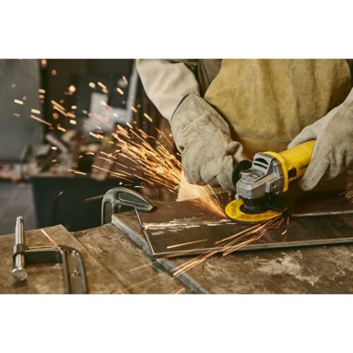 Amoladora 4-1/2" 620W. Stanley SG6115-B2C