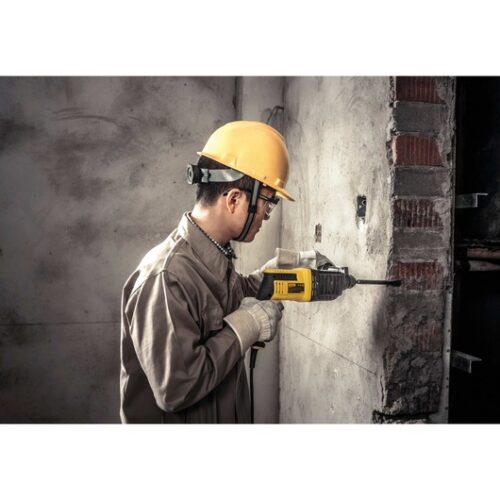 MARTILLO COMPACTO SDS-PLUS 620W 20MM 2-MODOS. Stanley STHR202K